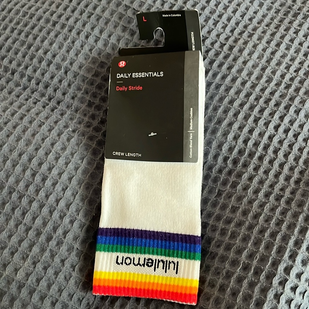 Lululemon Daily Stride Crew Length Socks - Large (9.5-12) one pair